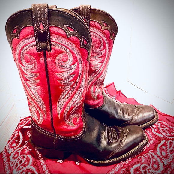 Women's Ariat Legend Wingtip leather western boot in Brown pebbled scarlet 7B